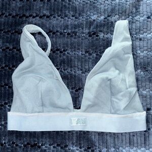 SKIMS Blue Wireless Bra with Modern Comfort